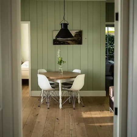 Penzion Traditional Family With Garden At Countryside Amsterdam Landsmeer