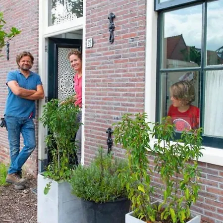 Bed & Breakfast Traditional Family With Garden At Countryside Amsterdam *