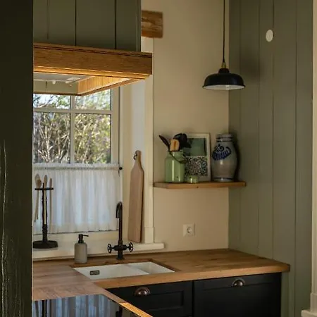 Traditional Family With Garden At Countryside Amsterdam Guest house Landsmeer